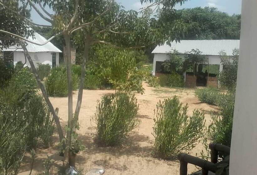 هتل Camping Sitaba Lodge