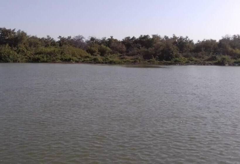 هتل Camping Sitaba Lodge