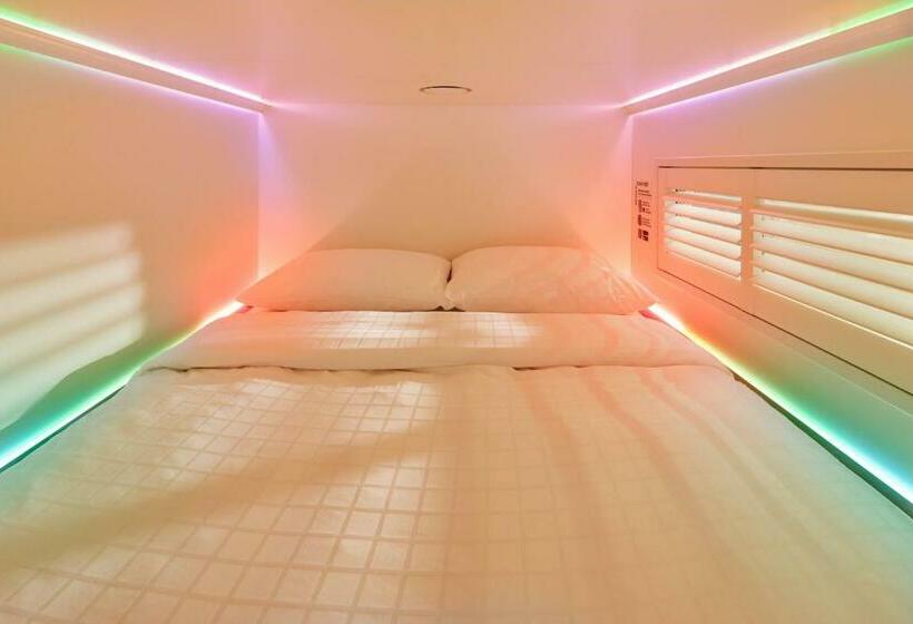 בית מלון כפרי Cityhub Copenhagen