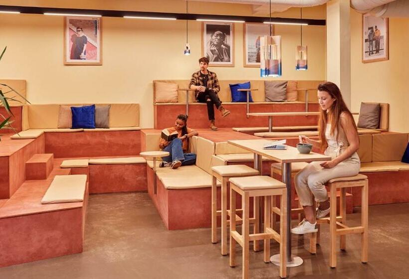 בית מלון כפרי Cityhub Copenhagen