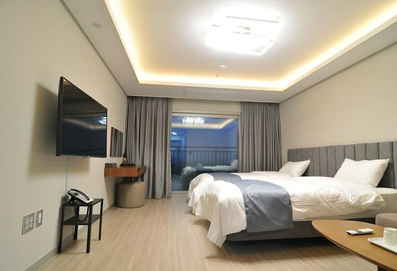 فندق Dasan Beache Golf & Resort