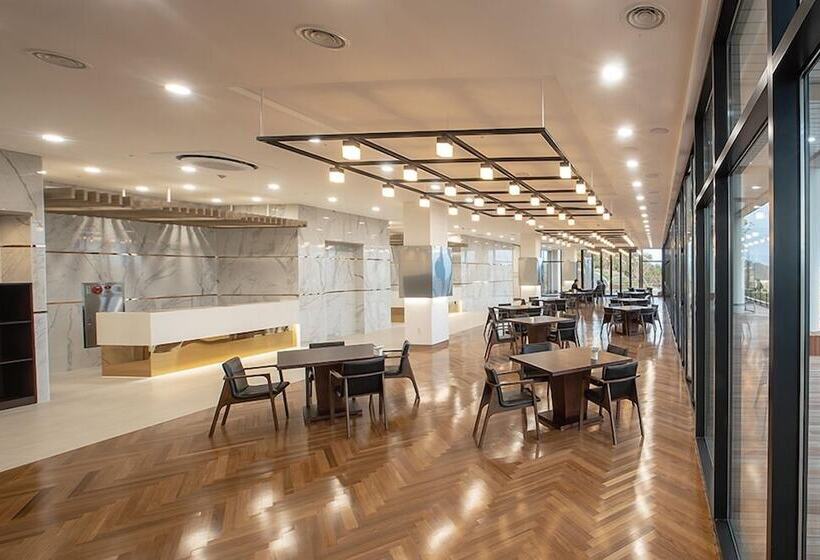 فندق Dasan Beache Golf & Resort