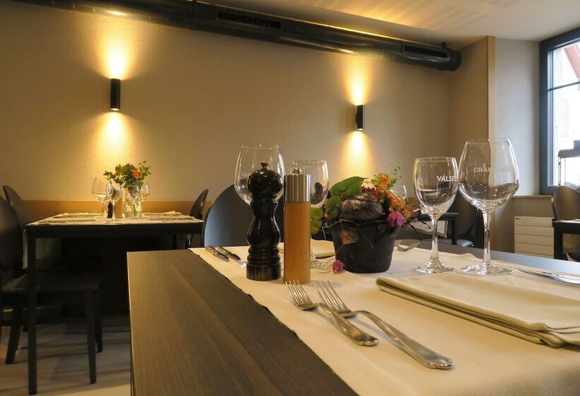 ホテル De Ville De La Brévine