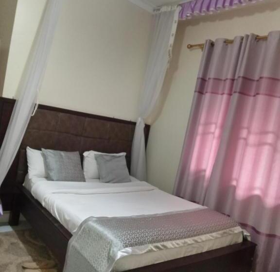 Forest Breeze Hotel Mbarara