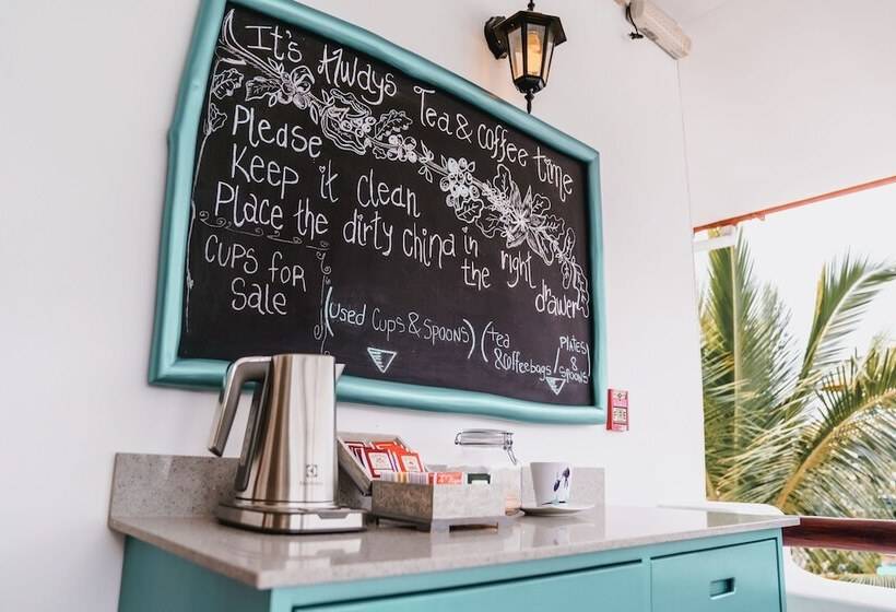 هتل Galapagos Suites