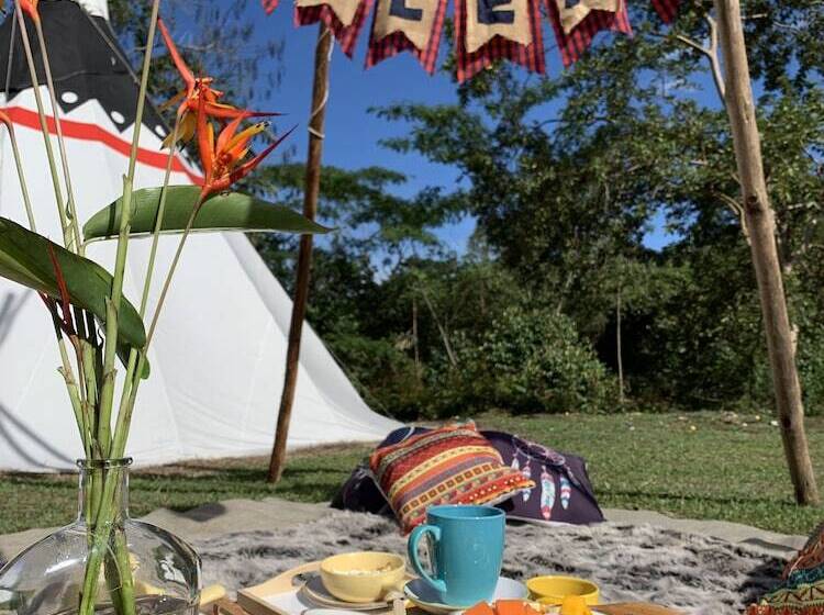 בית מלון כפרי Refugio Del Bosque Glamping