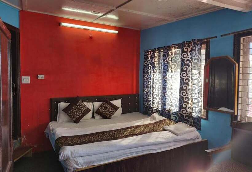 酒店 Goroomgo Lake View Mall Road Nainital