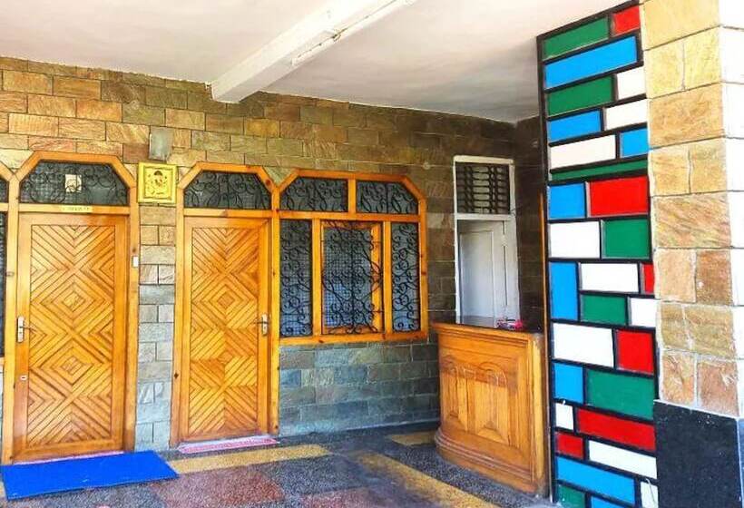 酒店 Goroomgo Lake View Mall Road Nainital