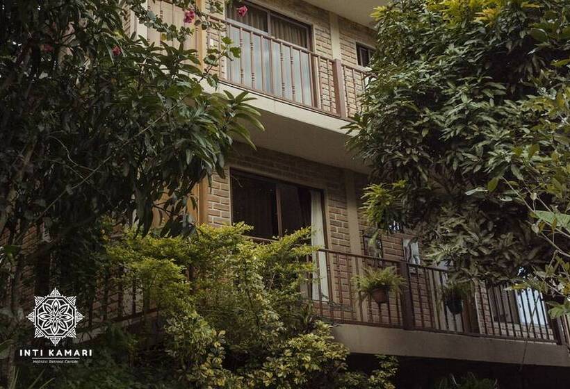 فندق Inti Kamari Wellness Lodge Retreat Center & Farm