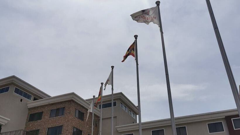 هتل Kampala Nile Resort