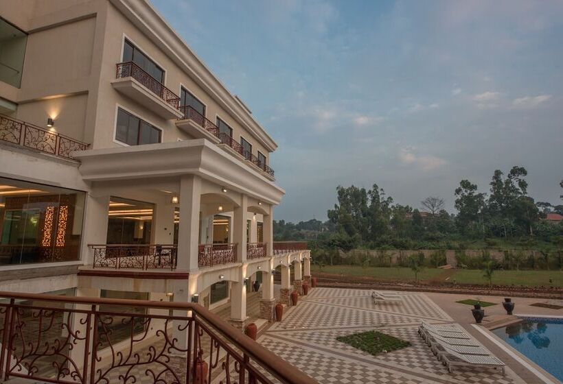 هتل Kampala Nile Resort