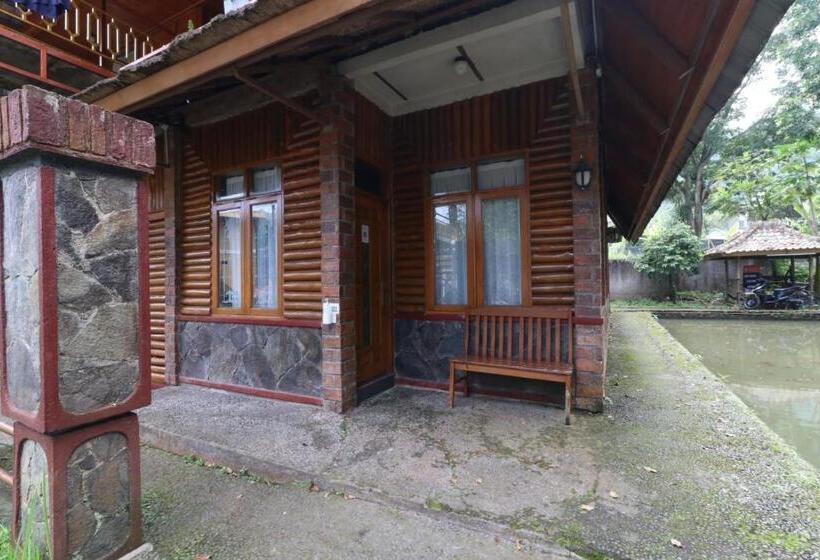 호텔 Kampung Pa Go Resort