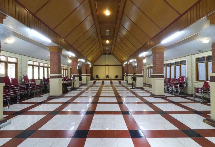 호텔 Kampung Pa Go Resort