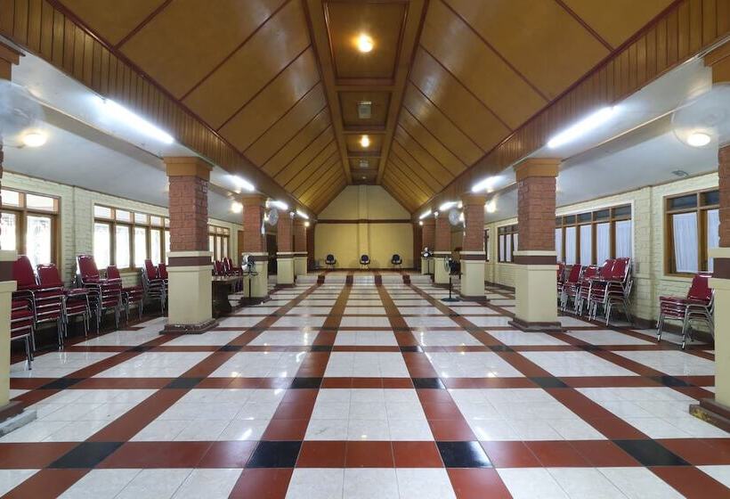 호텔 Kampung Pa Go Resort