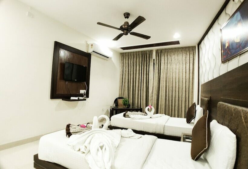 בית מלון כפרי Landmark Residency