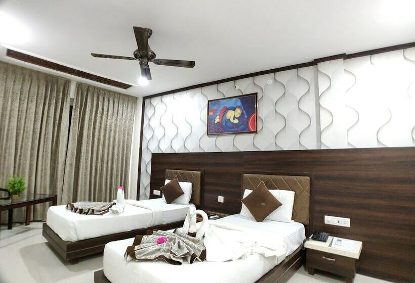 בית מלון כפרי Landmark Residency