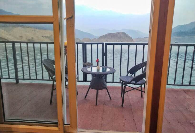 فندق Le Roi Floating Huts & Eco Rooms