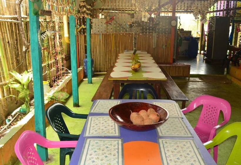 هتل Los Colores De Swami