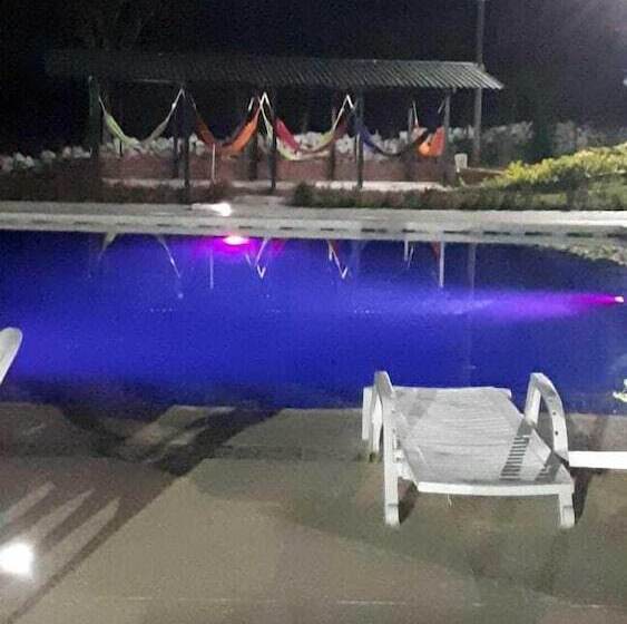 فندق Mirador De Curiti