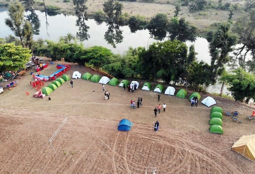 호텔 Moustache Kamp Kalakund
