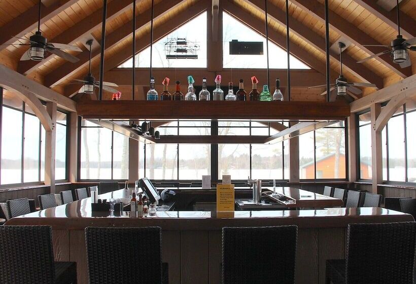 فندق Lena S Northern Pines Resort