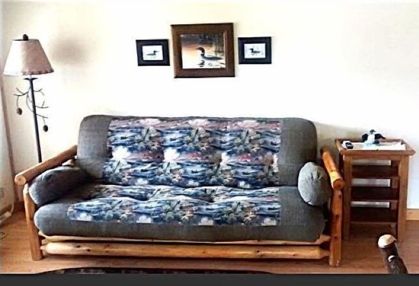 فندق Lena S Northern Pines Resort