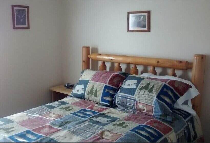 فندق Lena S Northern Pines Resort