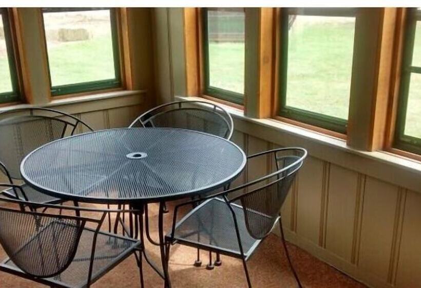 فندق Lena S Northern Pines Resort