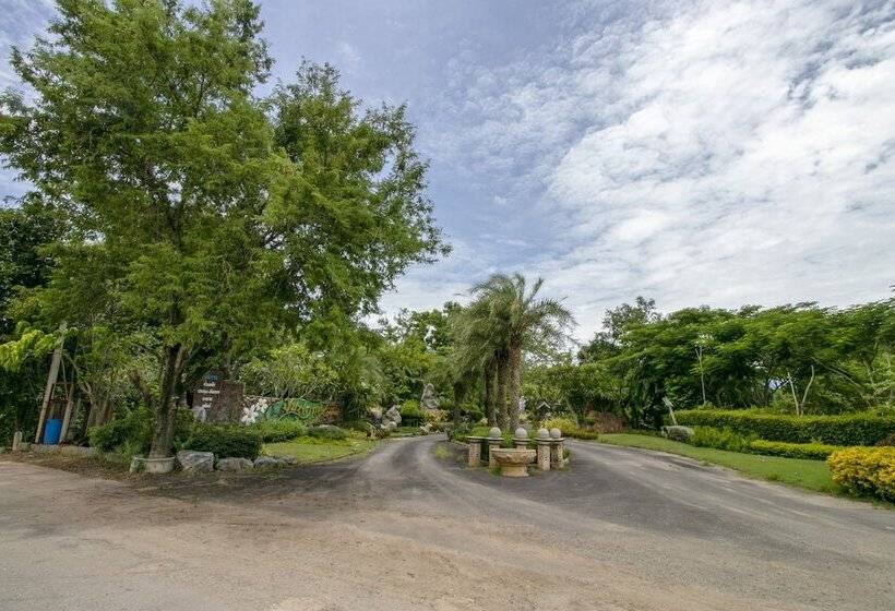 בית מלון כפרי Oyo 1140 Piyapruk Resort Khaoyai