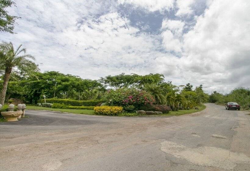 בית מלון כפרי Oyo 1140 Piyapruk Resort Khaoyai