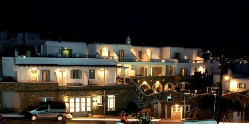 בית מלון כפרי Paolas τown Boutique