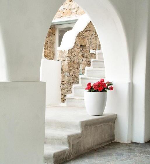 בית מלון כפרי Paolas τown Boutique