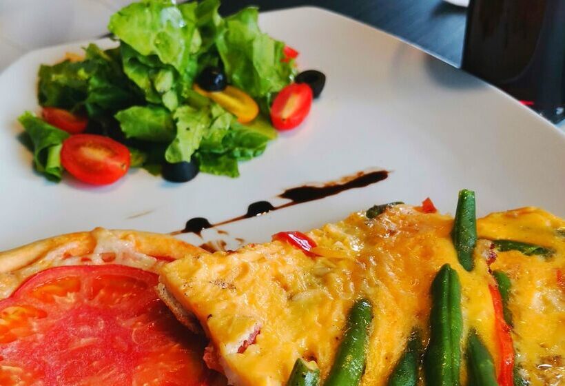 فندق Park Side Inn