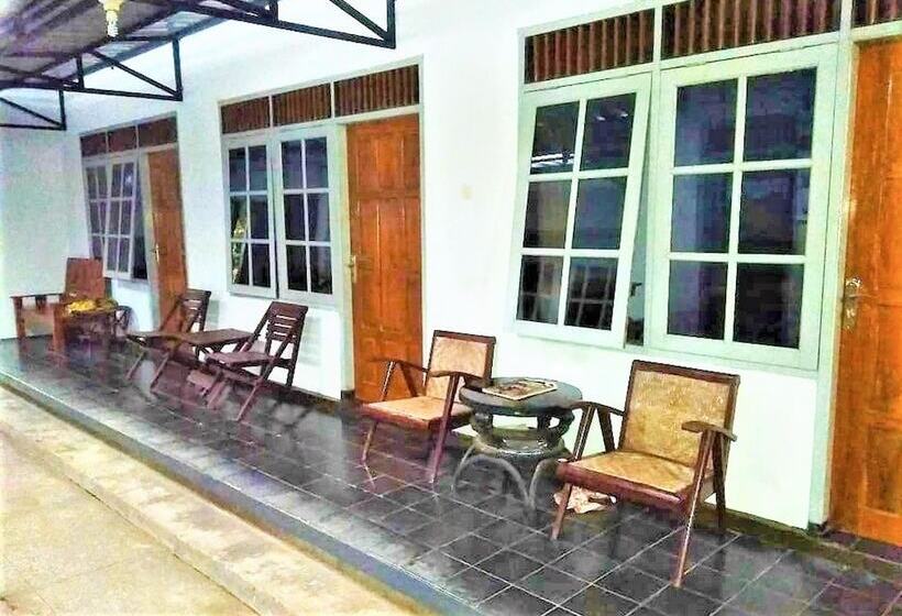 فندق Pondok Wisata Jati Diri Jatijajar Syariah