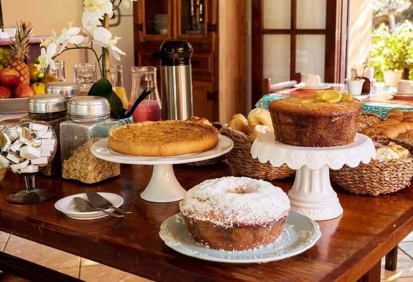 Отель Pousada Happiness Ferradura