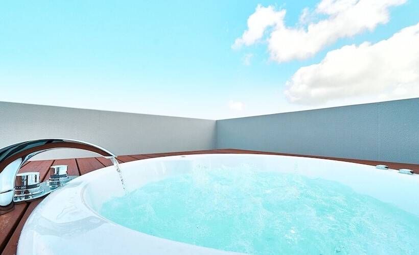 호텔 Rakuten Stay Naha Miebashi