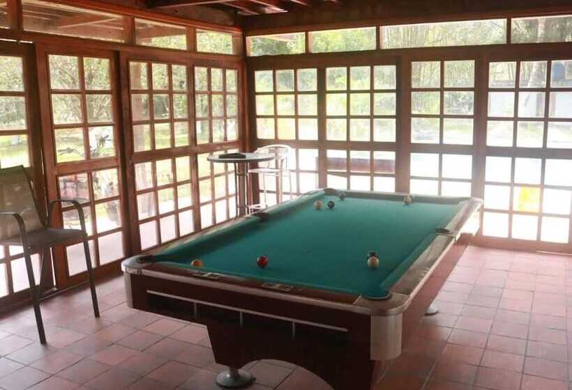 فندق Rancho Alegre