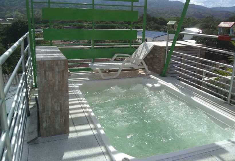 Отель Royalpark