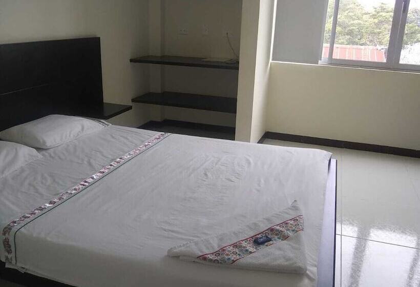 Отель Royalpark