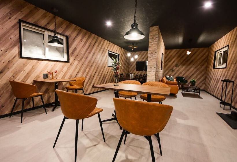 בית מלון כפרי Rusutsu Grand Cabin