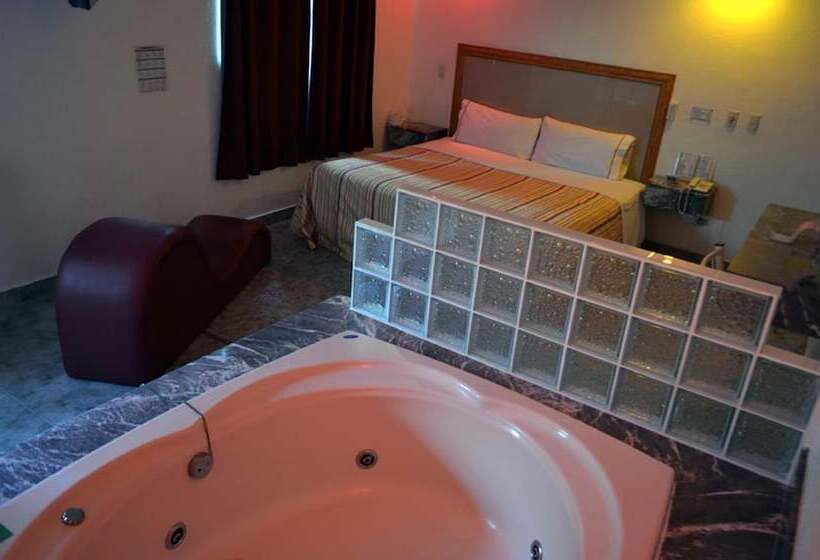 ホテル Santa Cruz