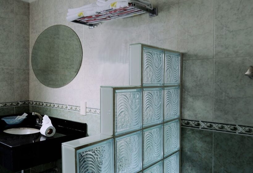 ホテル Santa Cruz