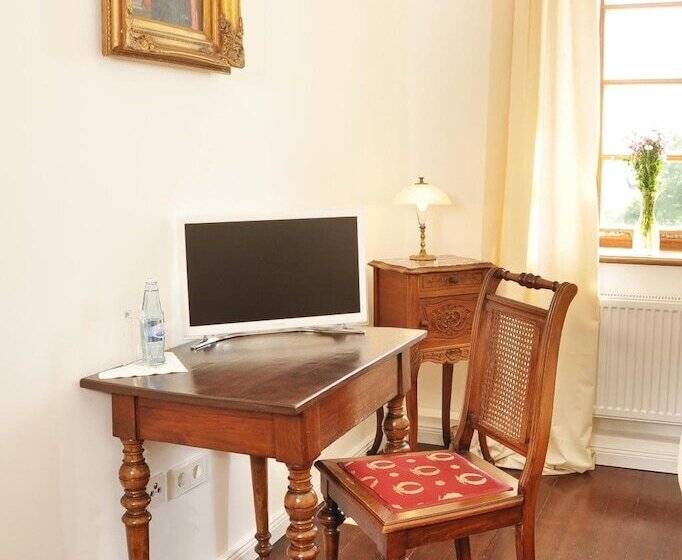 בית מלון כפרי Schloss Otting