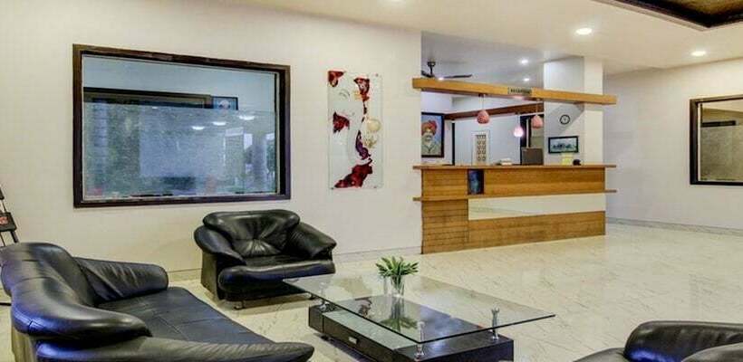 בית מלון כפרי Shahu And Sai Shahu