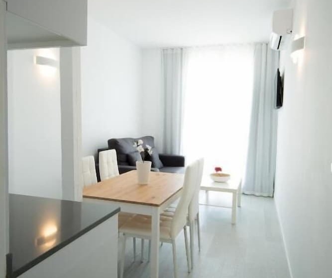 فندق Sol Playa Suites