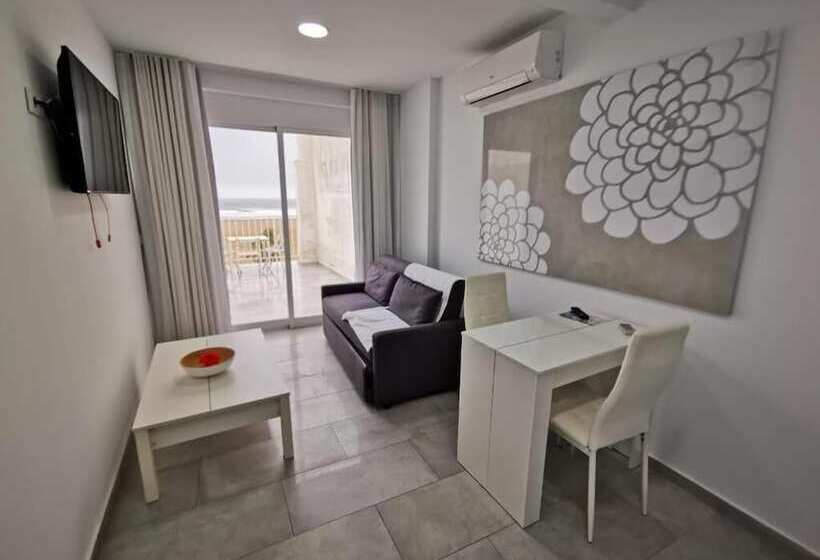 فندق Sol Playa Suites