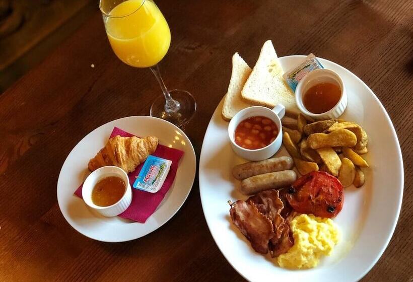 هتل Sport Park Volen