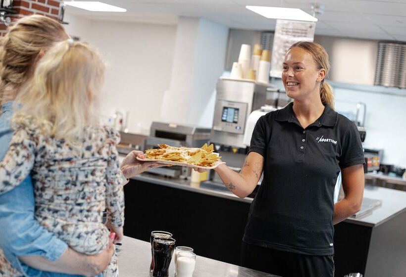 فندق Sportium Sportel