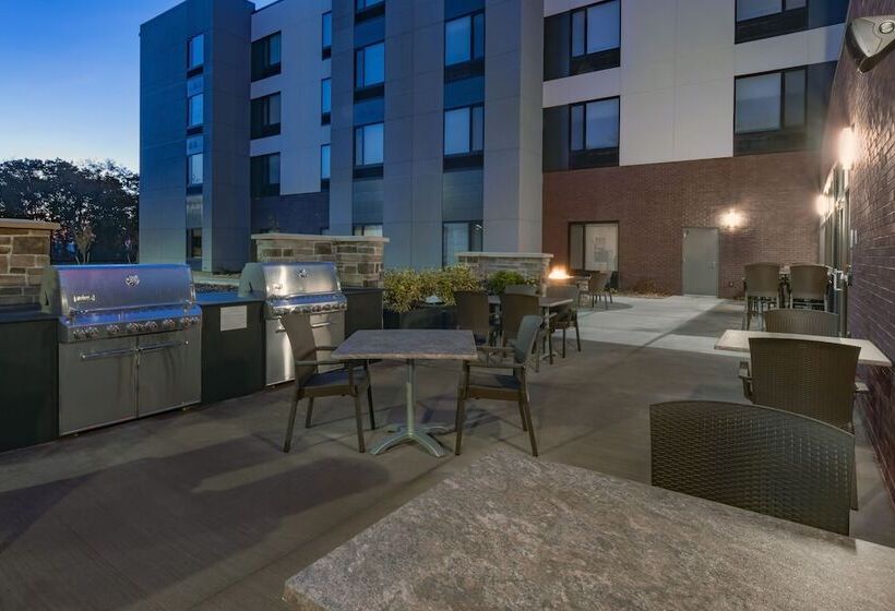 Отель Springhill Suites By Marriott Wrentham Plainville
