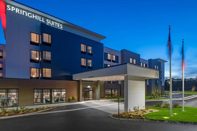 Отель Springhill Suites By Marriott Wrentham Plainville